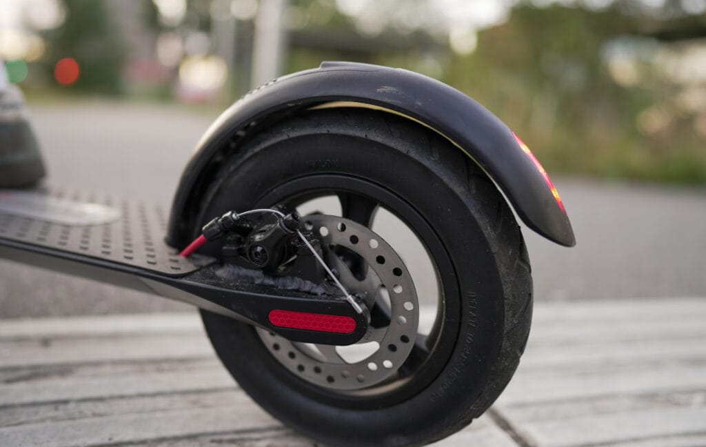 baghjul og skivebremse på GoRunner Comfort el-løbehjul